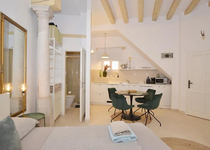 Oliva & Lavanda 아파트